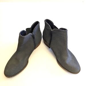 Kenzie Gerona Grey Leather and Fabric booties Size 8